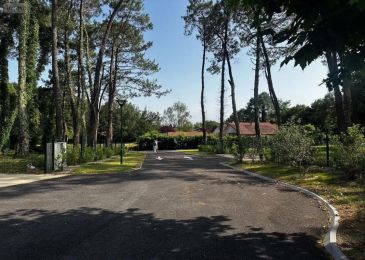 Terrain à vendre à Léognan